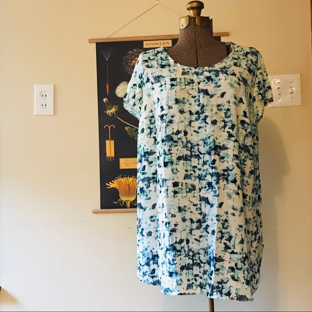 Batik Pattern Lightweight Blouse. Nwot - image 2